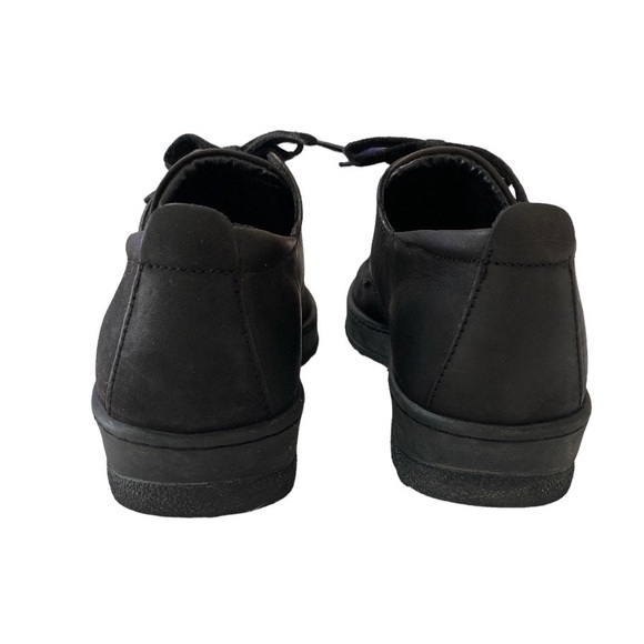 Walking Co. Lace Up Shoes - Picture 4 of 11